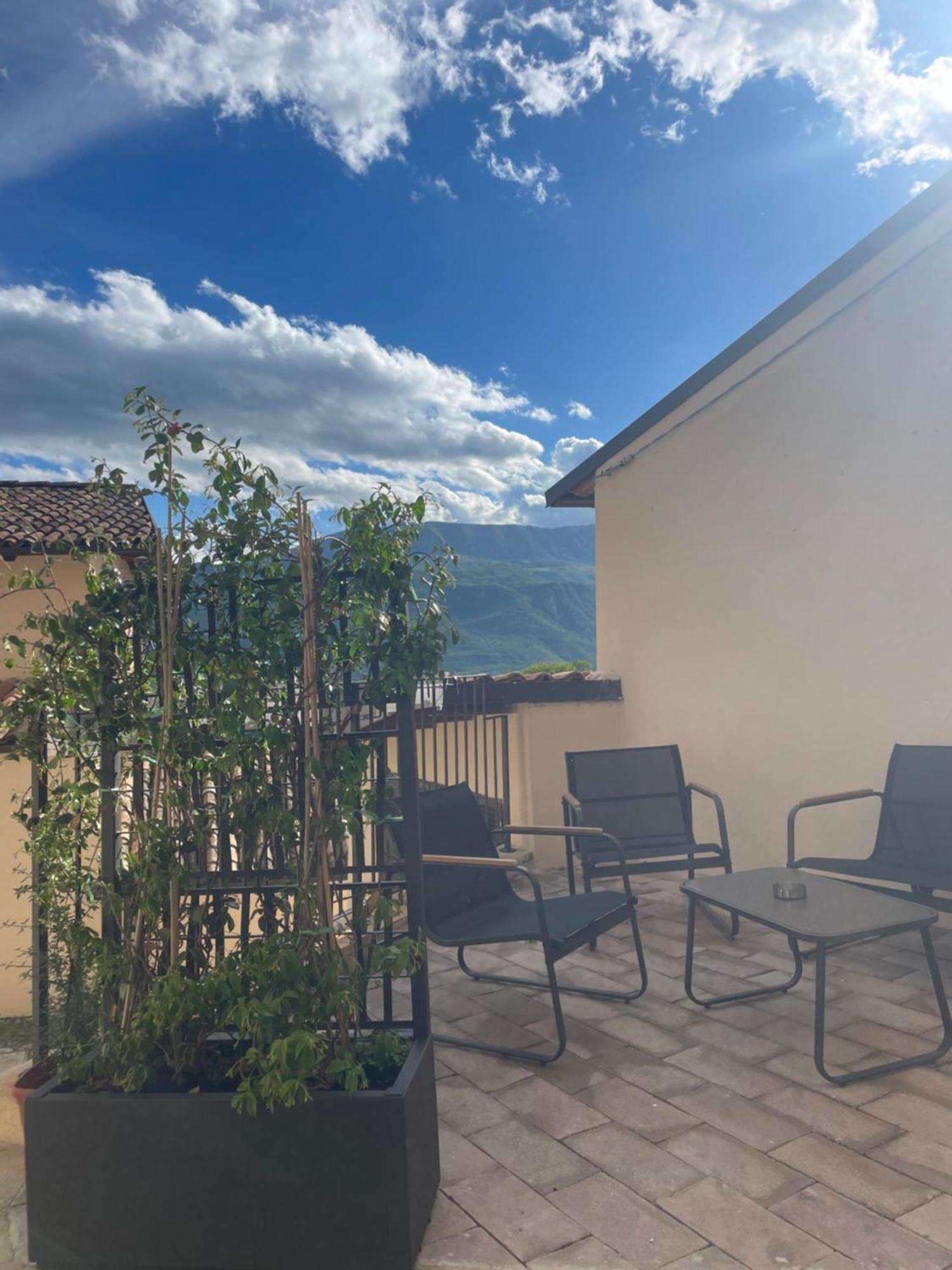 Апартаменти La Casa De Lu Barone San Demetrio ne' Vestini Екстер'єр фото